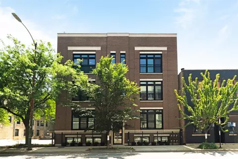 1211 W Belmont Ave #2W, Chicago, IL 60657