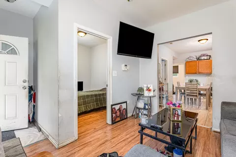 28 W 112th St, Chicago, IL 60628 photo 3