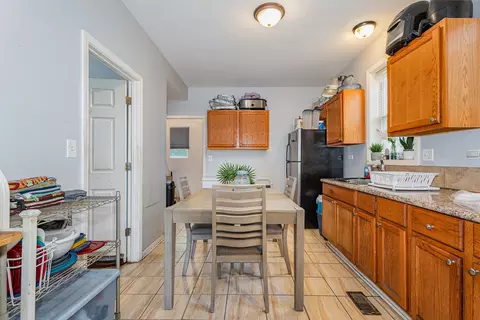 28 W 112th St, Chicago, IL 60628 photo 4