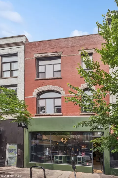 1525 N Milwaukee Ave #3, Chicago, IL 60622