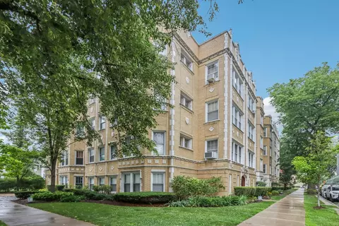 820 Washington Blvd #3, Oak Park, IL 60302
