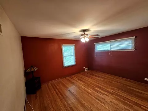 155 S Mclean Blvd, Elgin, IL 60123 photo 15