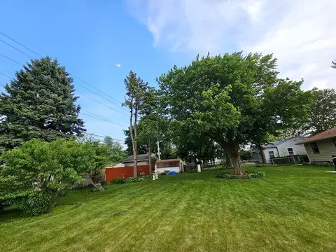 155 S Mclean Blvd, Elgin, IL 60123 photo 28