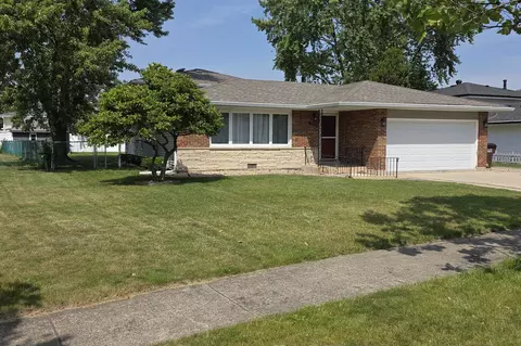 17936 66th Ave, Tinley Park, IL 60477