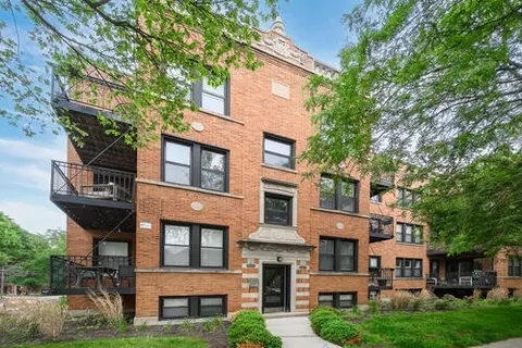 4259 N Ashland Ave #2, Chicago, IL 60613