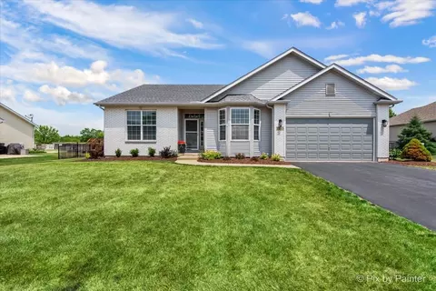 2213 Tyler Trl, Mchenry, IL 60051