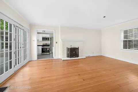 406 E Tower Dr, Tower Lakes, IL 60010 photo 4