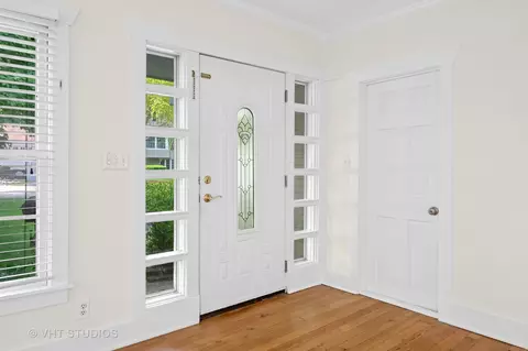 406 E Tower Dr, Tower Lakes, IL 60010 photo 6