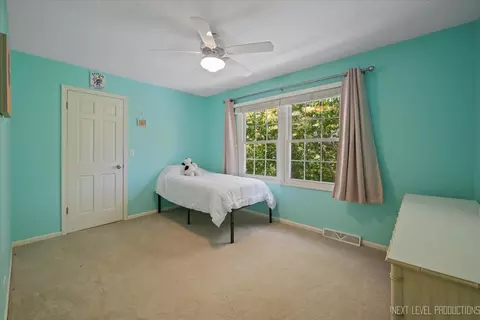 Bedroom - 1009 E Bailey Rd, Naperville, IL 60565 photo 4 of 5