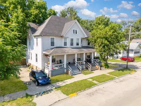 Exterior - 852 E Station St, Kankakee, IL 60901 photo 3 of 5