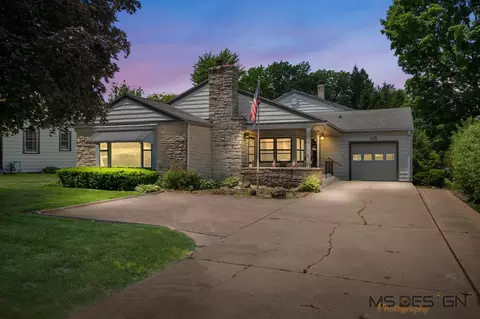 115 Fair St, Sycamore, IL 60178
