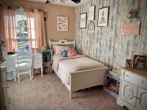 Bedroom - 606 Briarwood Dr, Danvers, IL 61732 photo 2 of 4