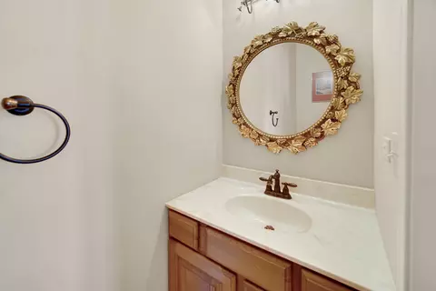 Bath - 3720 Bunker Hill Dr, Algonquin, IL 60102 photo 4 of 4
