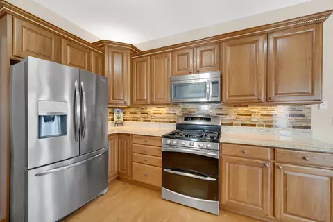 Kitchen - 3720 Bunker Hill Dr, Algonquin, IL 60102 photo 1 of 4