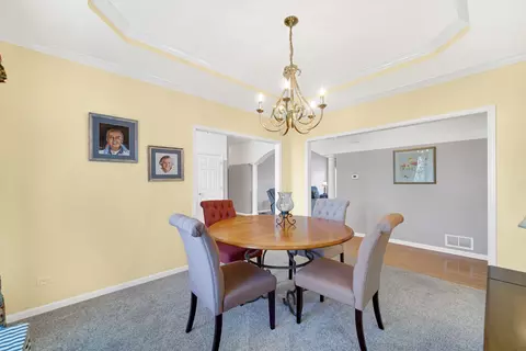 Dining - 3720 Bunker Hill Dr, Algonquin, IL 60102 photo 1 of 1