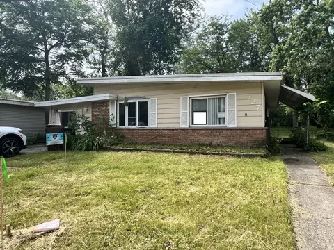 327 Somonauk St, Park Forest, IL 60466