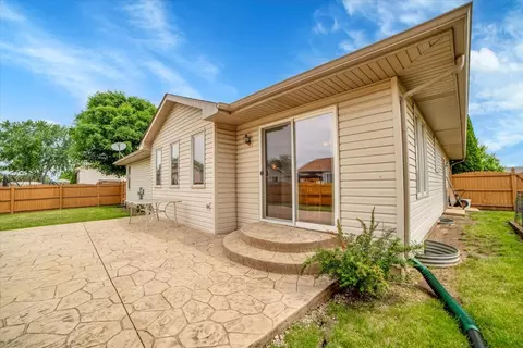 1801 Great Falls Dr, Plainfield, IL 60586 photo 30
