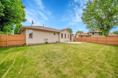 1801 Great Falls Dr, Plainfield, IL 60586 photo 34