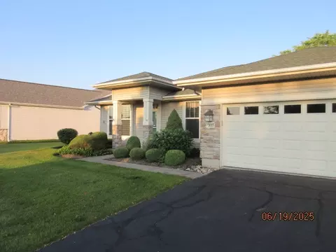 13005 Big Horn Dr, Huntley, IL 60142