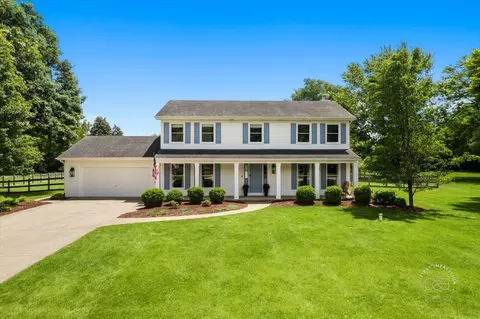 40 W679 White Fence Way, Saint Charles, IL 60175