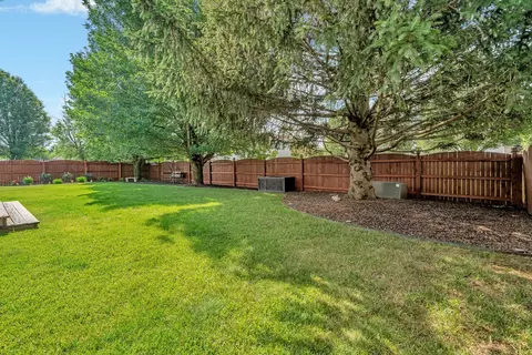 512 Creekside Cir, Minooka, IL 60447 photo 37