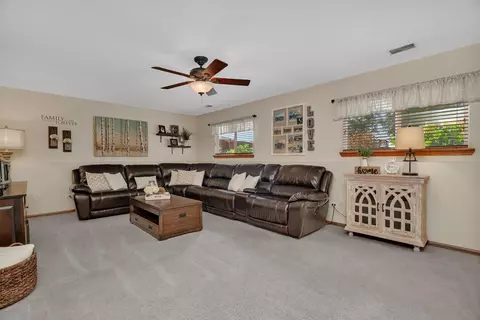 512 Creekside Cir, Minooka, IL 60447 photo 22
