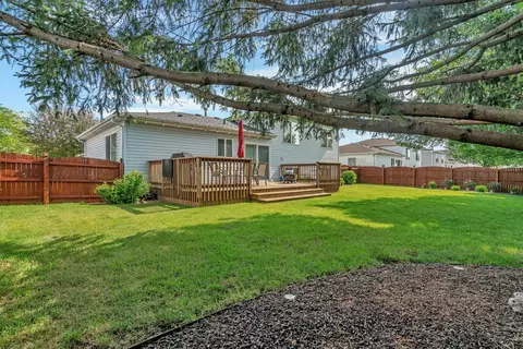 512 Creekside Cir, Minooka, IL 60447 photo 35