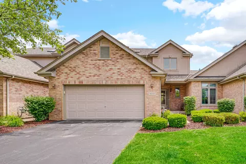 8033 Nielsen Dr, Tinley Park, IL 60477