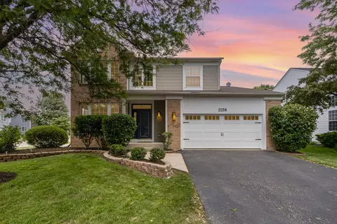 Exterior - 2258 Halsted Ln, Aurora, IL 60503 photo 2 of 5