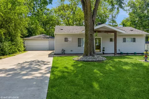 16667 Wedgewood Ave, Markham, IL 60428