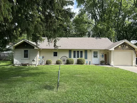 206 E Sycamore St, Normal, IL 61761 photo 2