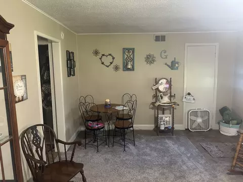 206 E Sycamore St, Normal, IL 61761 photo 8
