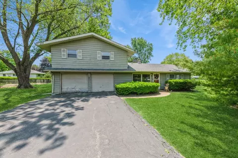 3421 Atlantic Ave, Gurnee, IL 60031