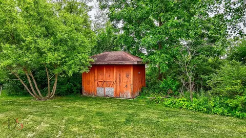 Exterior - 1661 Locust Rd, Morris, IL 60450 photo 3 of 4