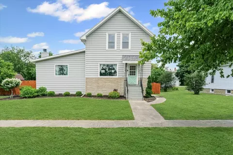 103 S Locust St, Loda, IL 60948