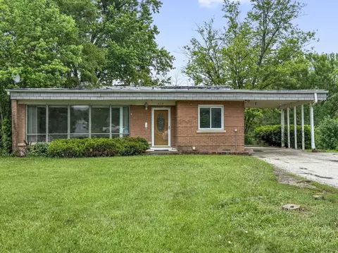 1439 S Highland Ave, Lombard, IL 60148