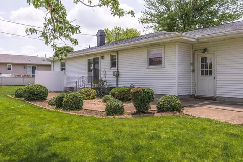 305 S Eighth Ave, Chenoa, IL 61726 photo 34
