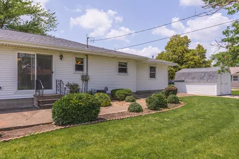 305 S Eighth Ave, Chenoa, IL 61726 photo 29