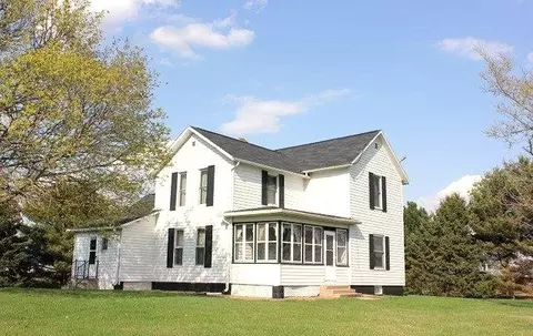 17218 Lincoln Rd, Morrison, IL 61270