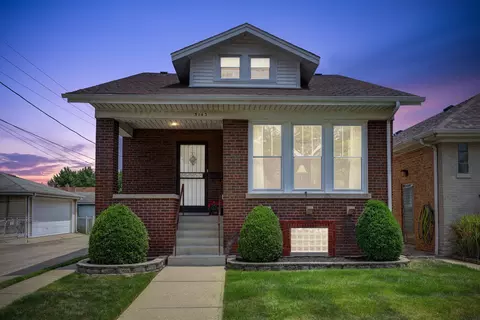 5143 N Monitor Ave, Chicago, IL 60630
