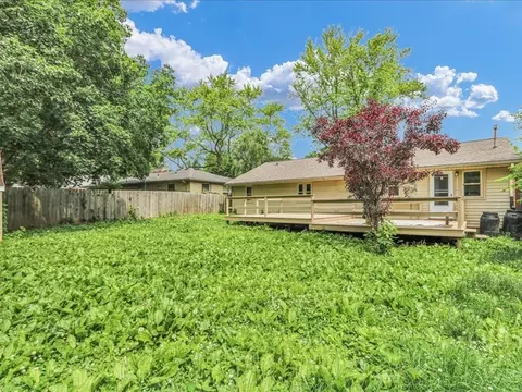 Exterior - 615 Breen Dr, Champaign, IL 61820 photo 8 of 8