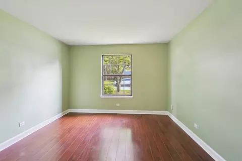 Other - 1053 Scanlon Dr #B1, Wheeling, IL 60090 photo 4 of 5