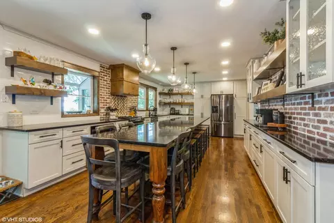 Kitchen - 25332 W Willow Dr, Plainfield, IL 60544 photo 1 of 3
