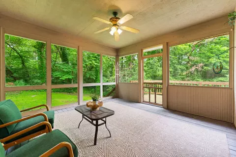 Exterior - 219 Eaglewood Pl, Rockton, IL 61072 photo 3 of 7