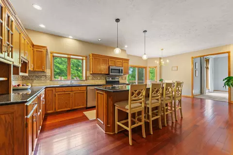 Kitchen - 219 Eaglewood Pl, Rockton, IL 61072 photo 3 of 3