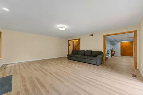 Living - 219 Eaglewood Pl, Rockton, IL 61072 photo 5 of 5
