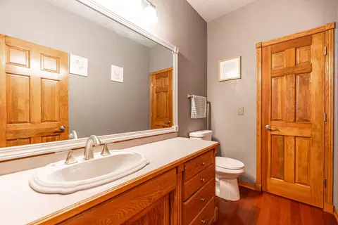 Bath - 219 Eaglewood Pl, Rockton, IL 61072 photo 1 of 5