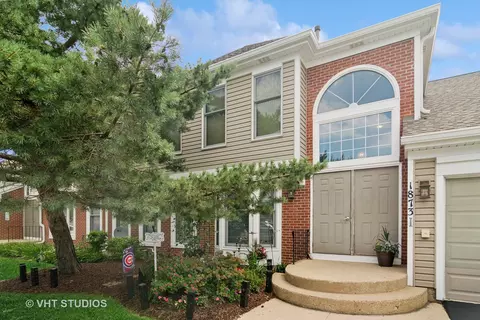 1873 Fox Run Dr #A, Elk Grove Village, IL 60007