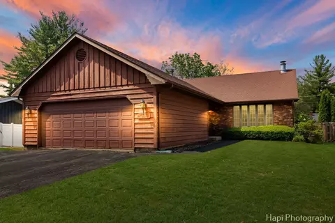 1506 Wilson Ct, Zion, IL 60099