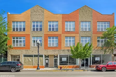 1962 W Lawrence Ave #302, Chicago, IL 60640